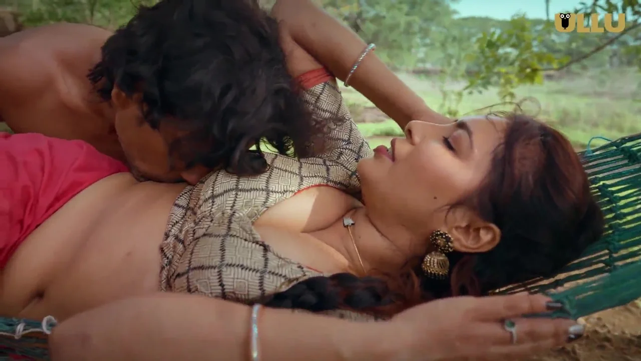 Bade Achhe Lagte Hai 2025 Ullu Hindi XXX Web Series Episode 3